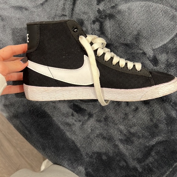 Nike High Tops - In box - Picture 3 of 14